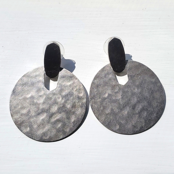 Kendra Scott Didi Statement earrings - Picture 2 of 4